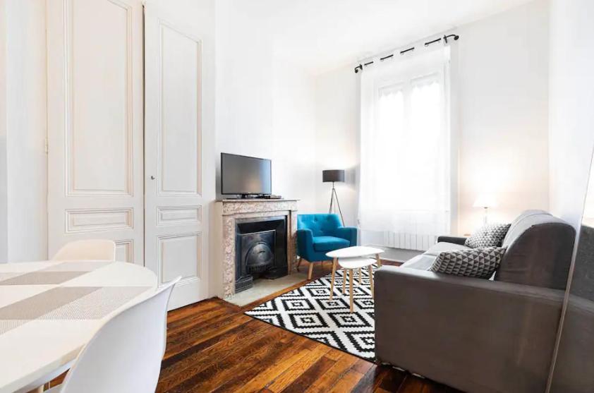 ליון Appartement 2 Pieces Jean Mace Et Stationnement מראה חיצוני תמונה
